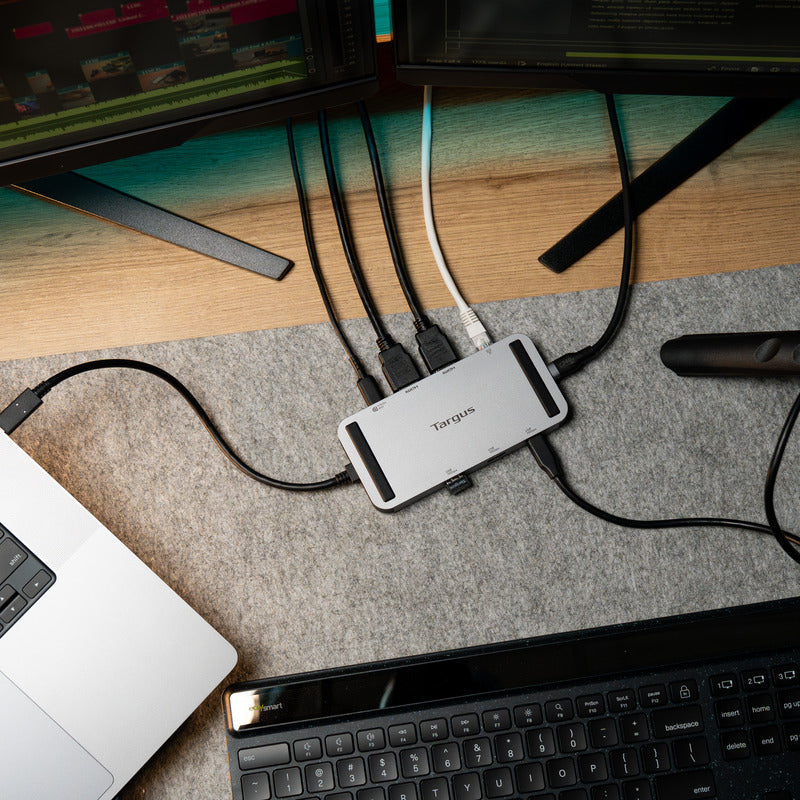 Targus USB4 Dual Video Mobile Dock with 140W EPR Pass-Thru