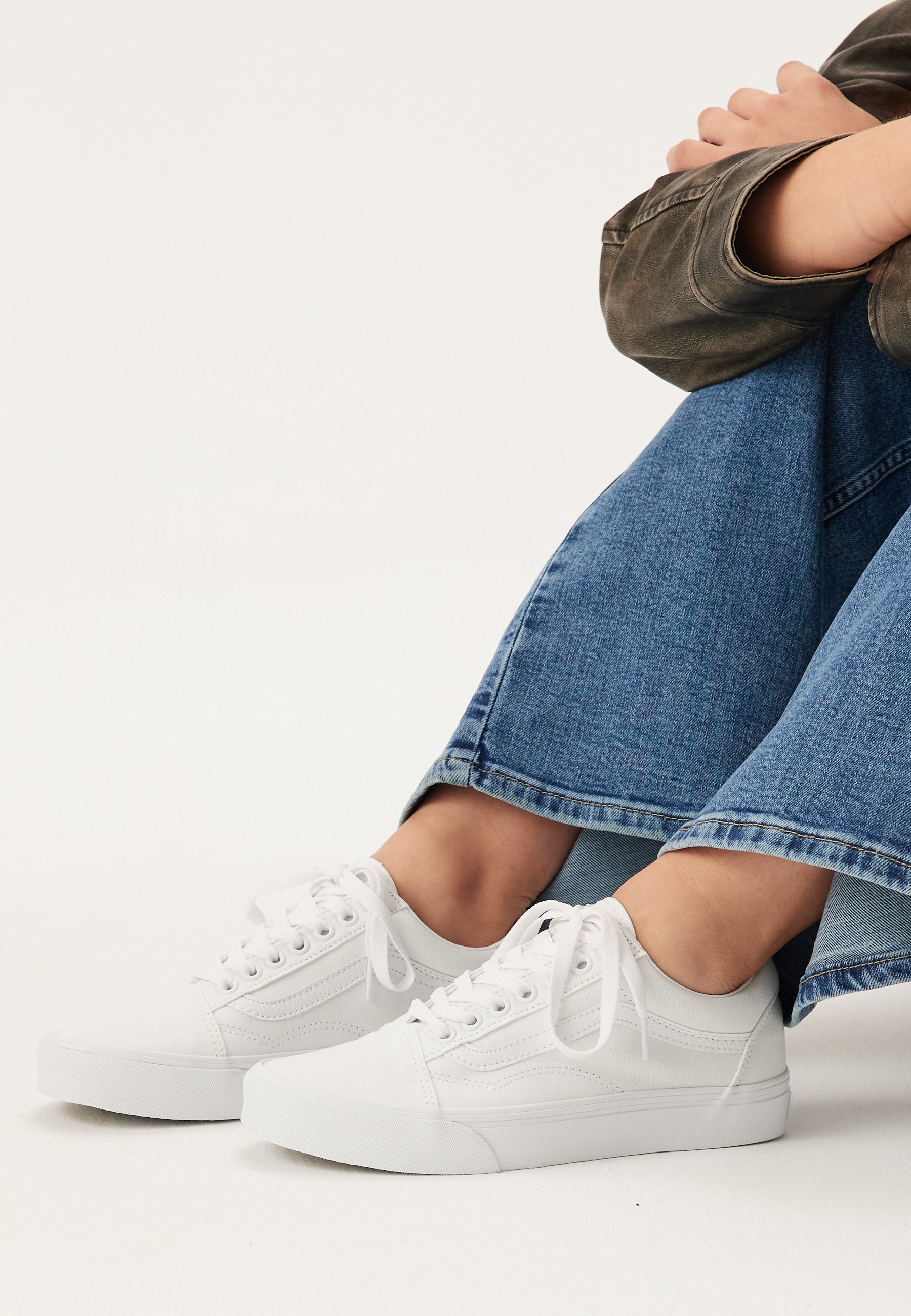 Kengät Vans OLD SKOOL 37