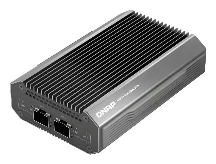 QNAP QNA-UC10G2SF - Verkkosovitin, musta