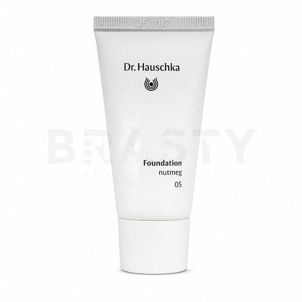Dr. Hauschka Foundation Muskottipähkinä 05 30ml