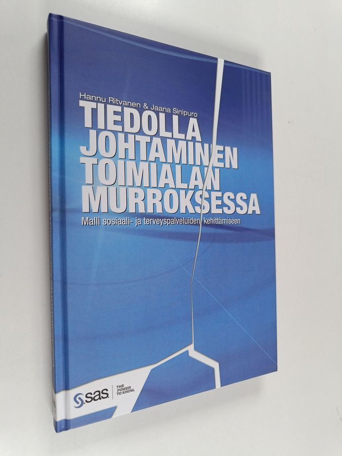 Tiedolla johtaminen toimialan murroksessa