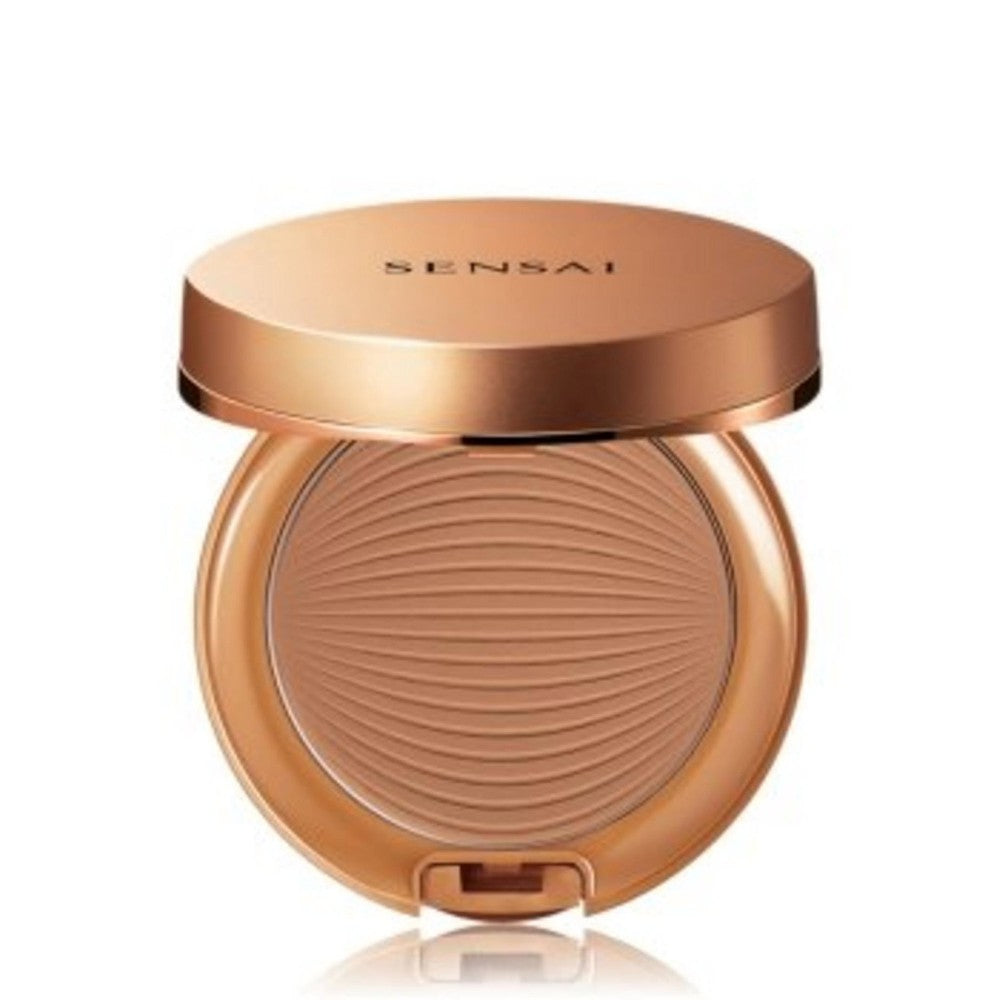 Sensai Silky Bronze Natural Veil Compact Spf 20 Sc03 kosteuttava ja vettä hylkivä puuterimeikkivoide, - Medium
