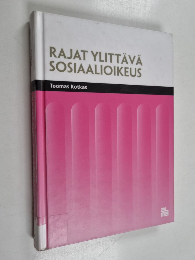 Rajat ylittävä sosiaalioikeus