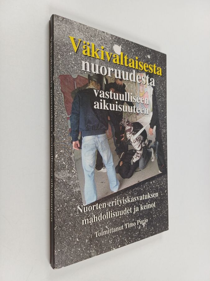 Väkivaltaisesta nuoruudesta vastuulliseen aikuisuuteen