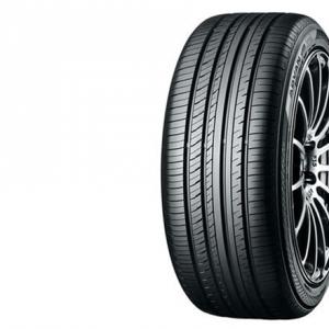 Yokohama Advan dB V552 255/40R21 102Y