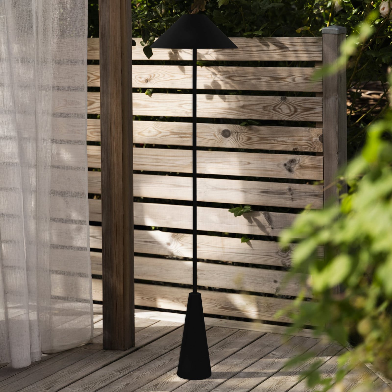 Cannes PORTABLE lattiavalaisin ulos musta IP54 - Globen Lighting - Terassi - Design - Metalli - Yksilamppuinen