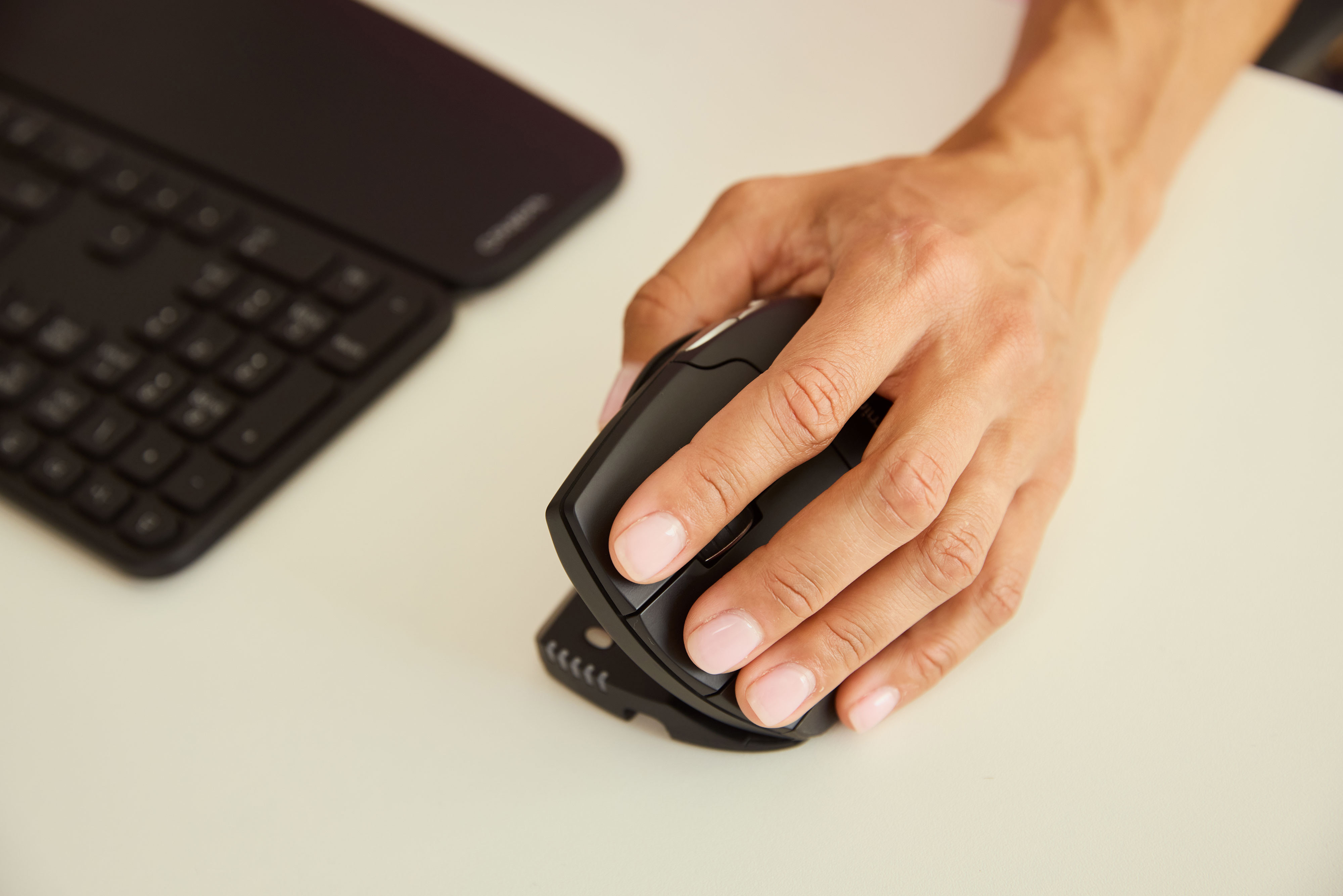 Contour Design Unimouse Left Wireless Rf Wireless + Bluetooth + Usb-c Hiiri Musta