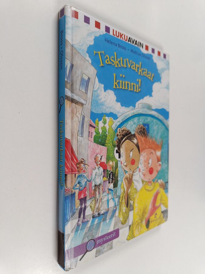 Taskuvarkaat kiinni!