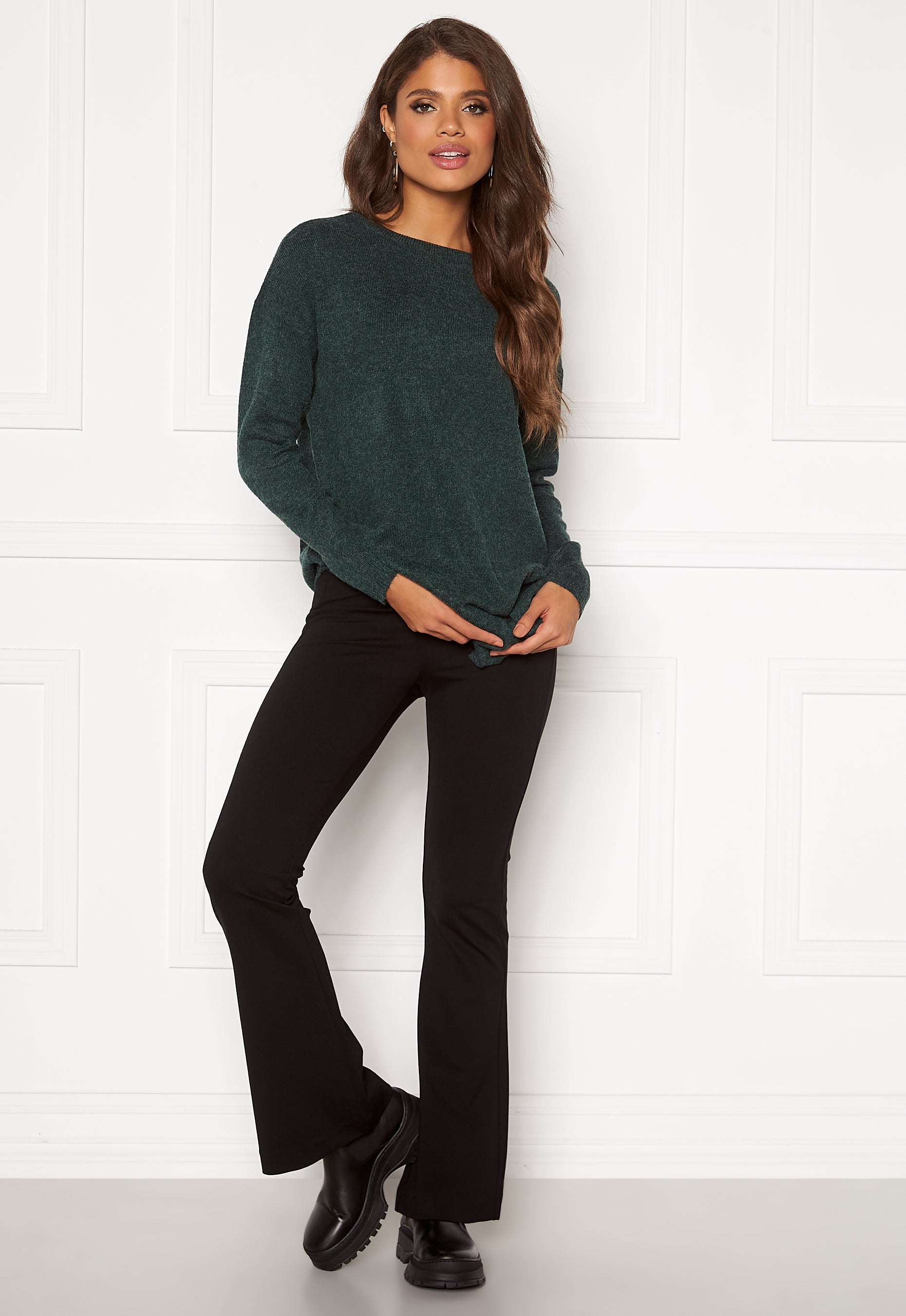 VERO MODA Housut 'Kamma' musta