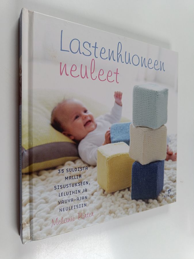 Lastenhuoneen neuleet