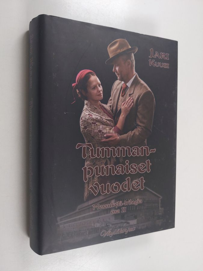 Tummanpunaiset vuodet
