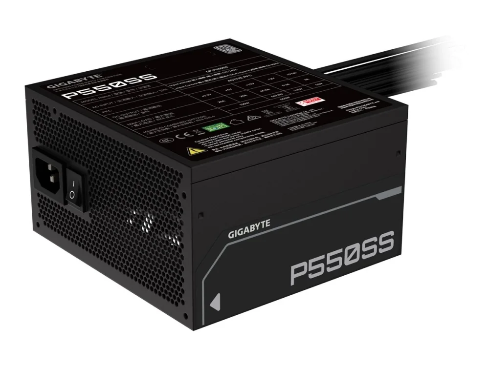GIGABYTE P550SS, 550 W, 155-240 V, 50/60 Hz, 6,3 A, aktiivinen, 100 W