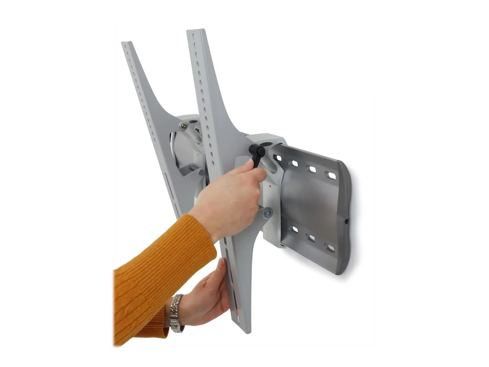 Ergotron TM Tilting Wall Mount - kiinnityssarja (seinälevy, kiinnikkeet, 2 kiinnikettä) - patentoitu Constant Force Technology - litteälle paneelille - teräs, suulakepuristettua alumiinia - hopea - näytön koko: 32-120