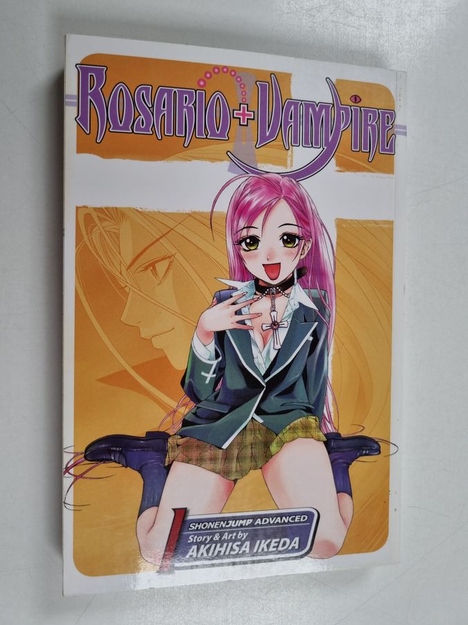 Rosario+Vampire, Vol. 1