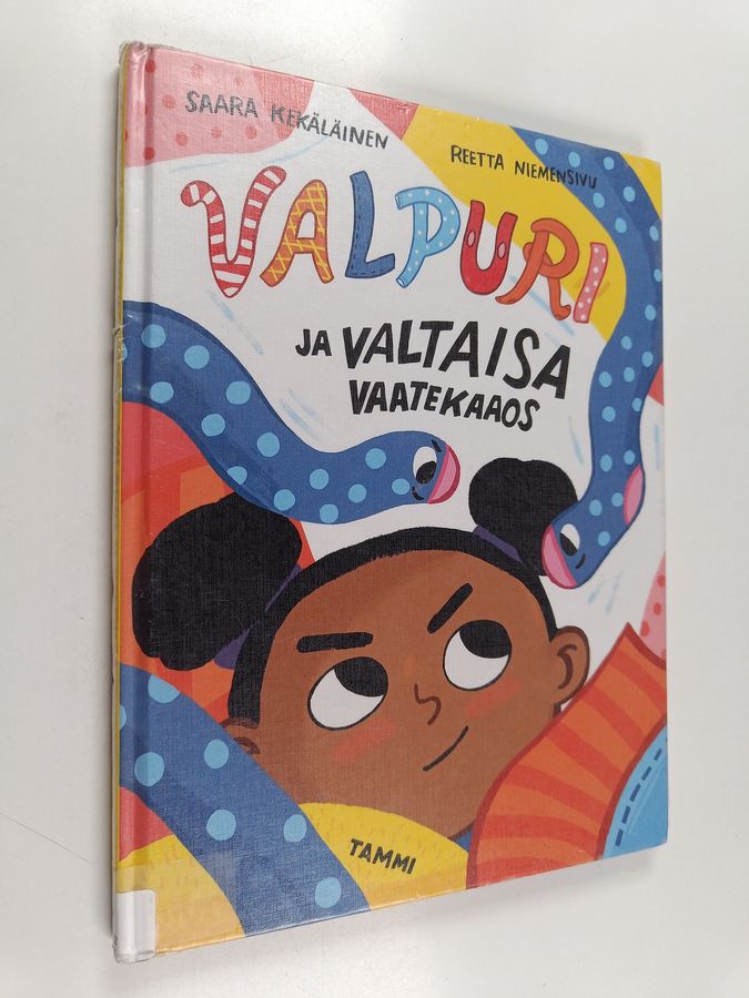 Valpuri ja valtaisa vaatekaaos