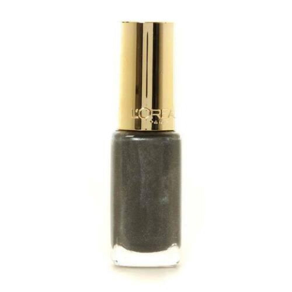 L'Oreal Paris Color Riche kynsilakka 876 Smoking Absolu 5 ml