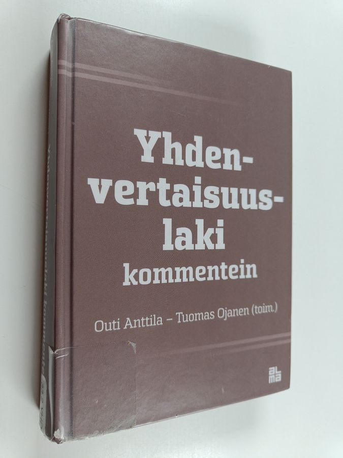 Yhdenvertaisuuslaki kommentein
