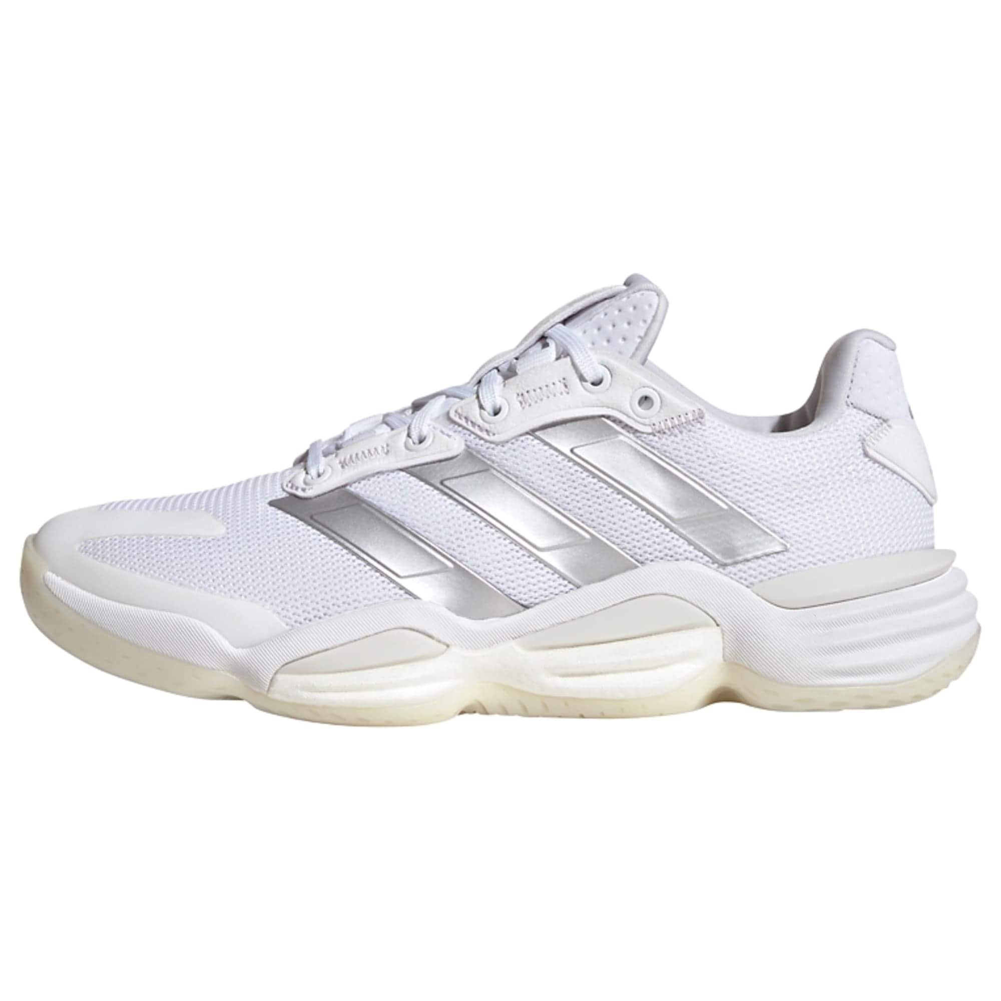 Kengät adidas Stabil 16 W 43 1/3