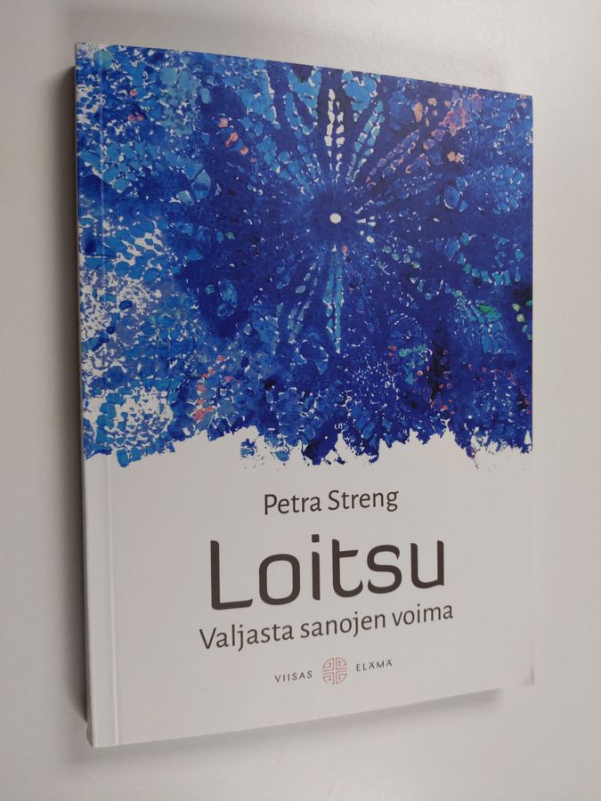 Loitsu - Valjasta sanojen voima