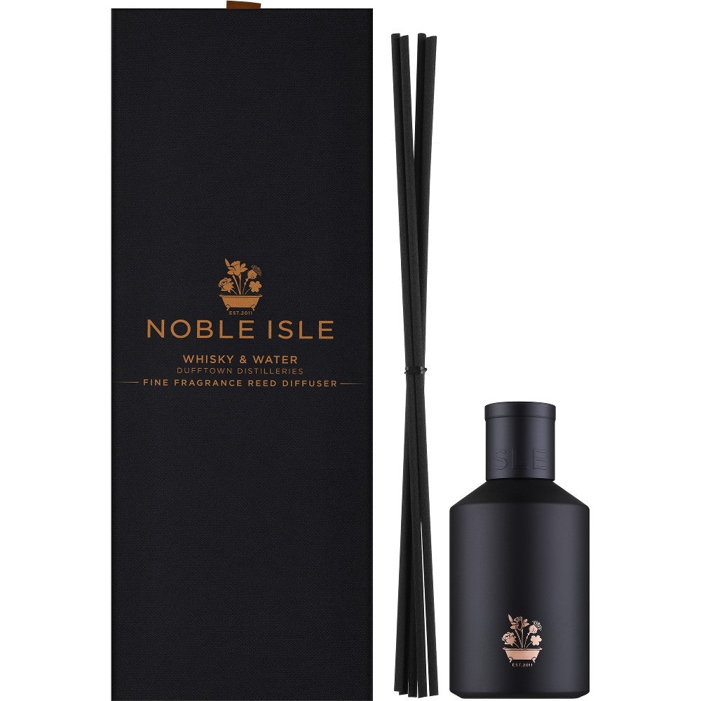 Noble Isle -viski ja vesihajotin