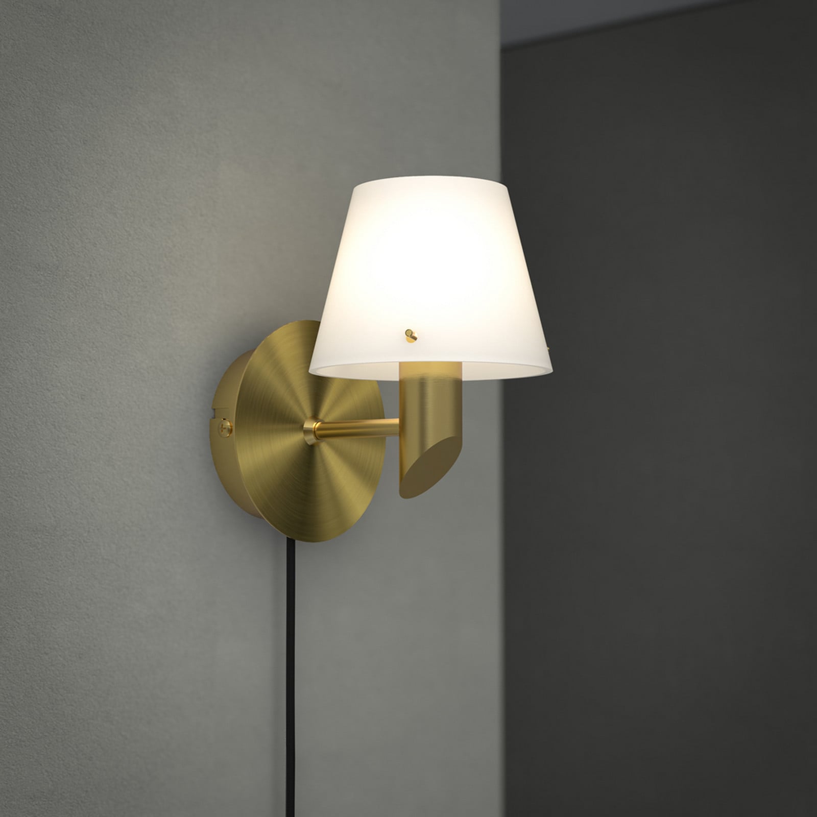 Gil-seinävalaisin, messinkivärinen, Ø 10 cm, pistoke - Herstal - Olohuone - Design - Metalli - Yksilamppuinen