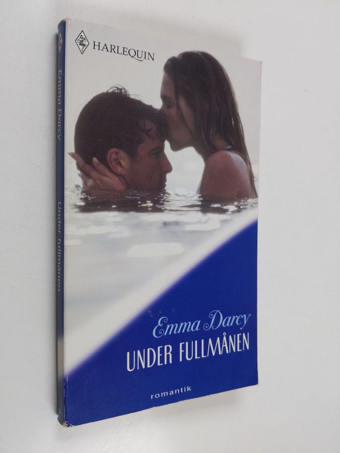 Under fullmånen