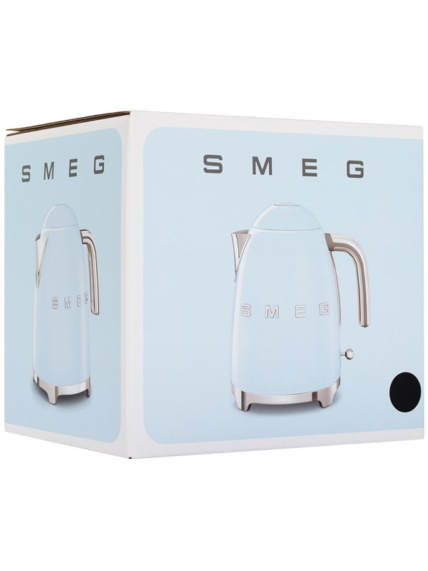 Smeg 50-luvun tyyli Vedenkeitin KLF03BLEU Musta, 1,7 L, 2400 W, Musta, Ruostumaton teräs, Veden tason ilmaisin, Ylikuumenemissuoja