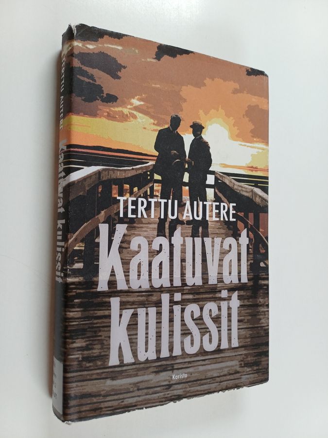 Kaatuvat kulissit
