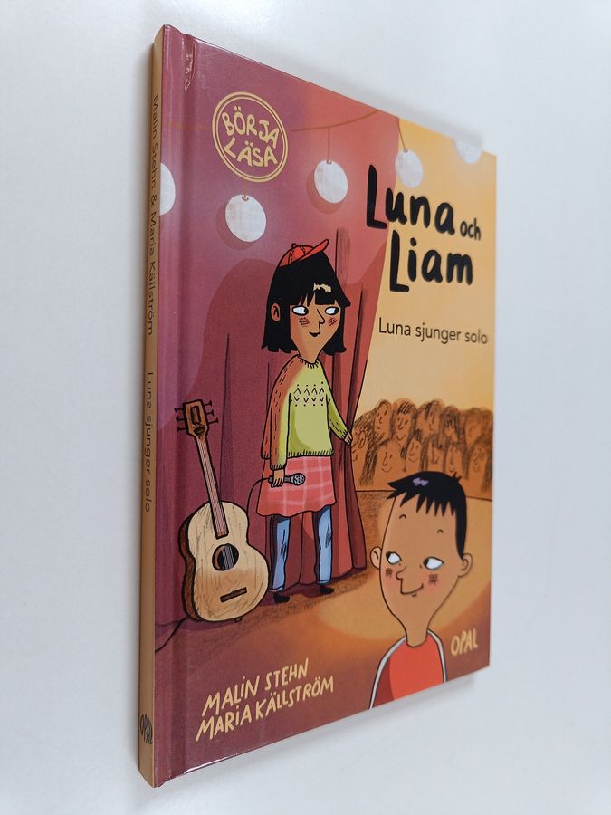 Luna sjunger solo
