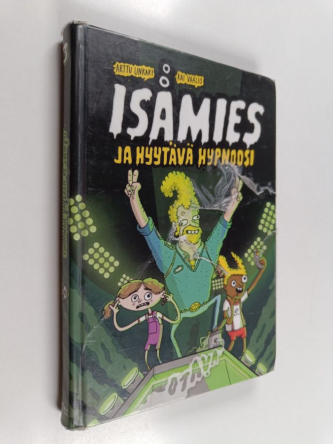 Isämies ja hyytävä hypnoosi