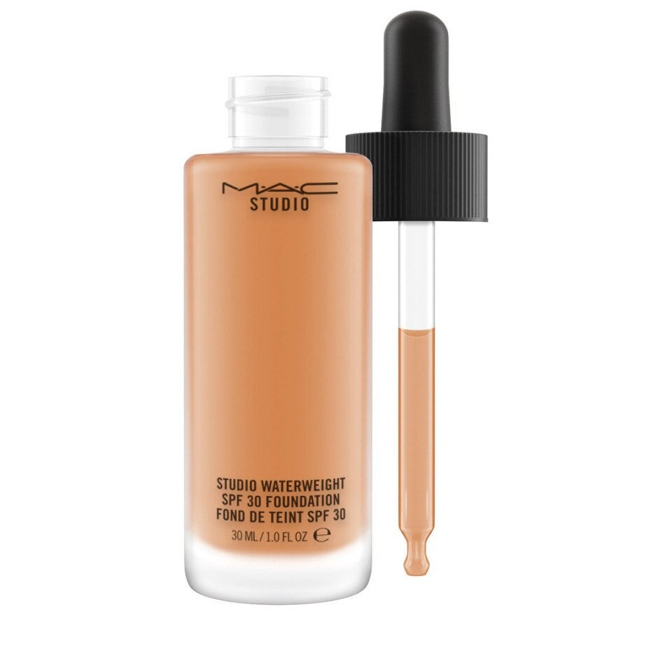 Mac Studio Waterweight Spf 30 - Foundation Nc50 (30 ml)