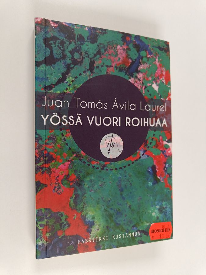 Yössä vuori roihuaa
