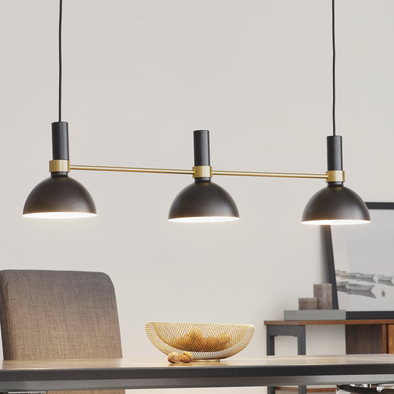 Larry 3 Riippuvalaisin Black/Brushed Brass - Markslöjd - Keittiö - Moderni - Metalli - Monilamppuinen