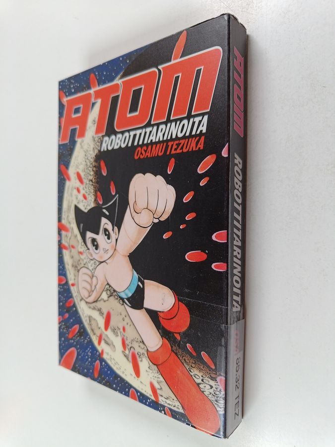 Atom - Robottitarinoita