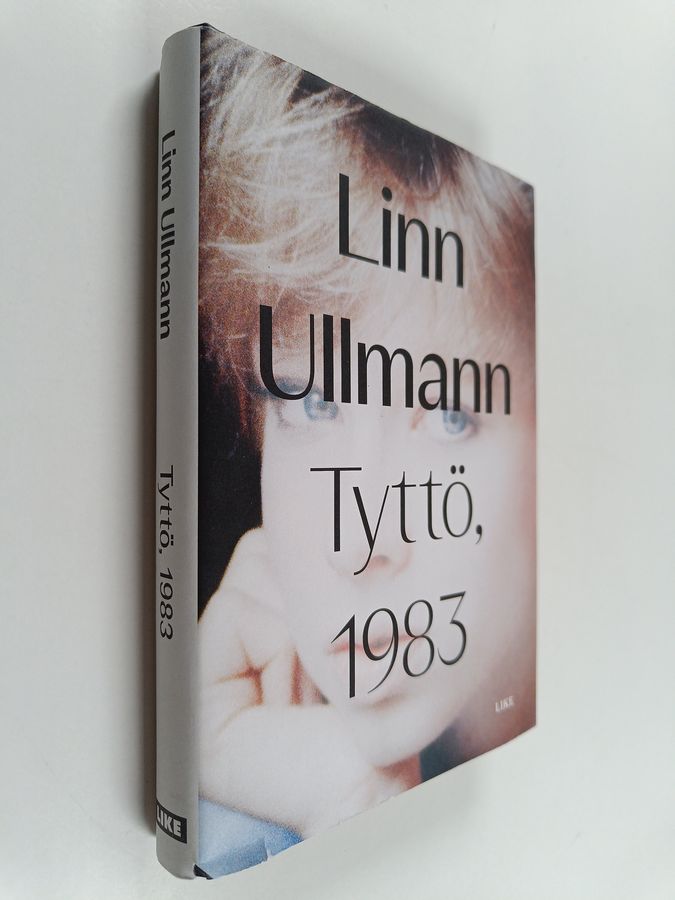 Tyttö, 1983