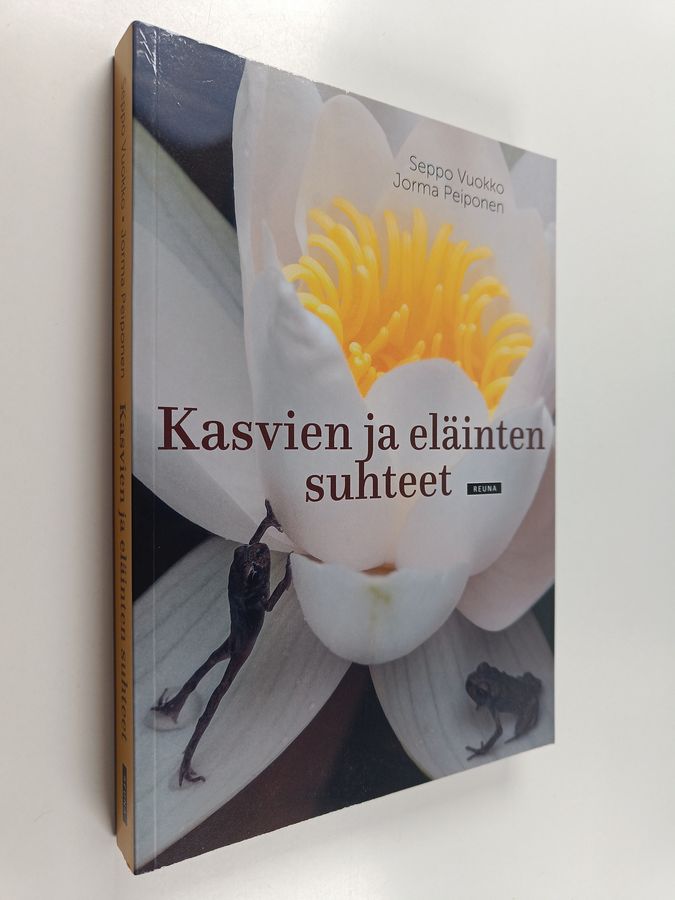 Kasvien ja eläinten suhteet
