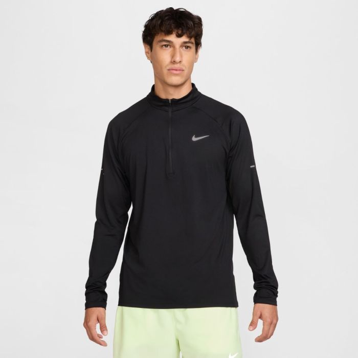 Nike Dri-FIT Stride Half Zip Midlayer miehille - Musta, koko S, täydellinen juoksuharjoitteluun ja vapaa-aikaan