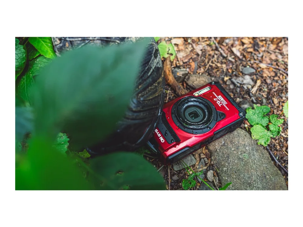 Olympus TG-7, 12 MP, 4000 x 3000 pikseliä, CMOS, 4x, 4K Ultra HD, Punainen
