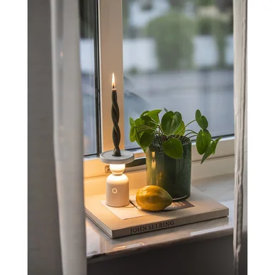 Konstsmide Nantes Pöytälamppu LED USB 2200K/2700K Himmennettävä 7833-250 Vastaa: N/A