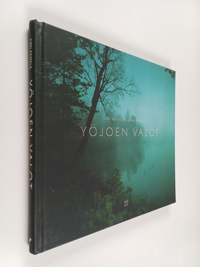 Yöjoen valot