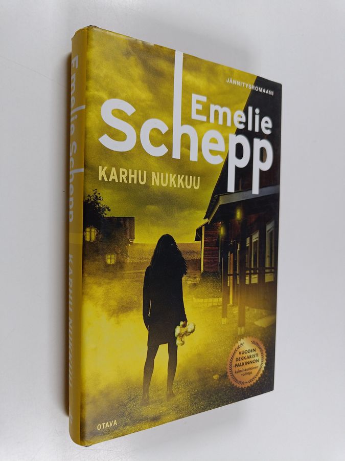 Karhu nukkuu
