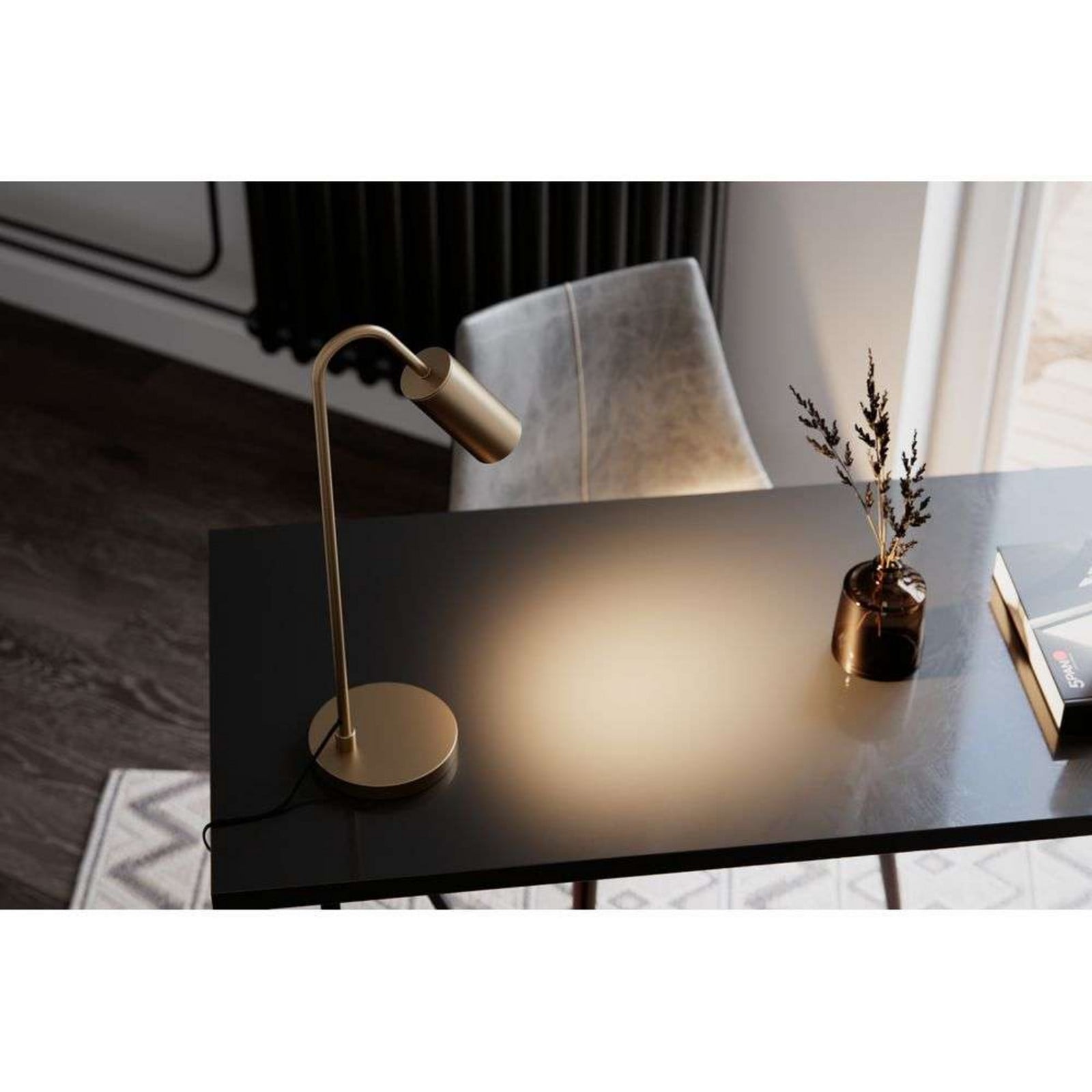 Curve-pöytävalaisin, mattakultainen, metalli, GU10, korkeus 51 cm – By Rydéns - Olohuone - Moderni