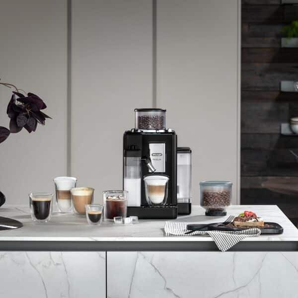 DeLonghi Rivelia EXAM440.55.B -täysautomaattinen espressokone, musta