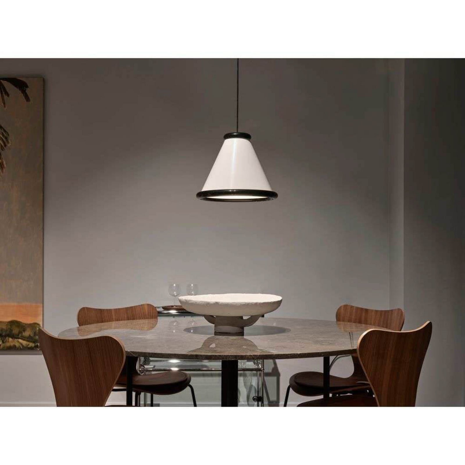 Belle Riippuvalaisin Ø36 Glossy White/Glossy Black - Belid - Ruokailutila - Metalli