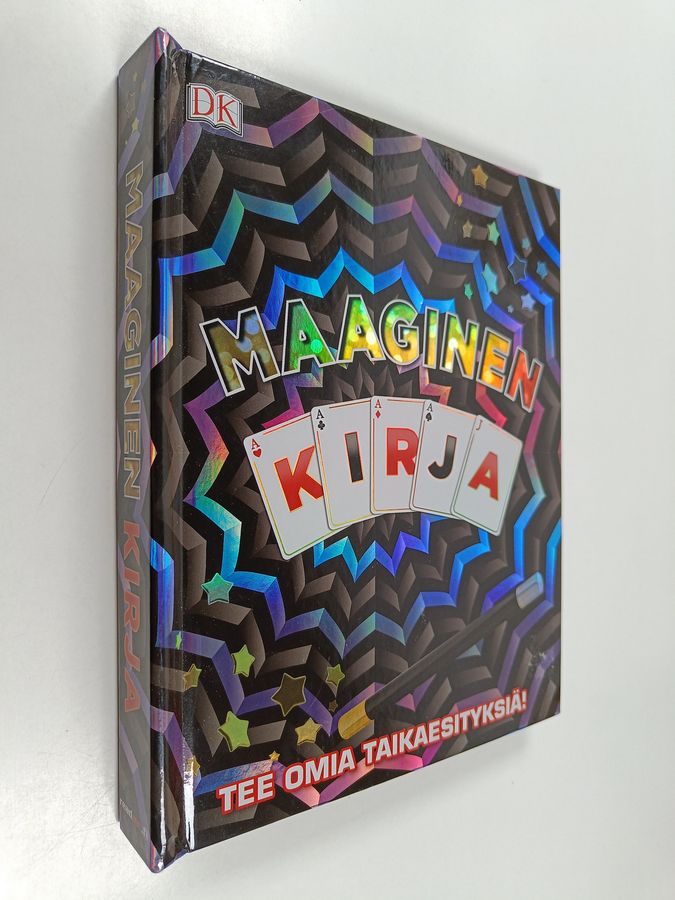 Maaginen kirja