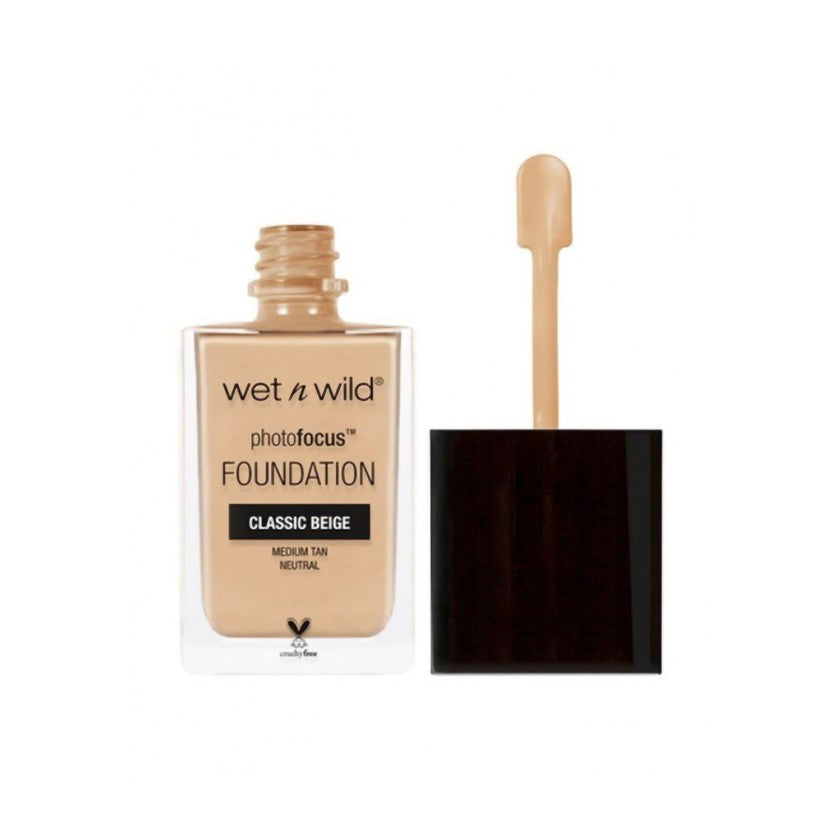 Wet n wild Photo Focus -meikkivoide - Makeup Classic Beige - 30ml