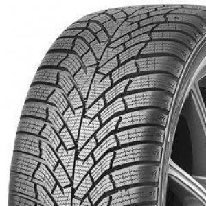 Kumho WP52 175/70R14 84T Kitkarenkaat