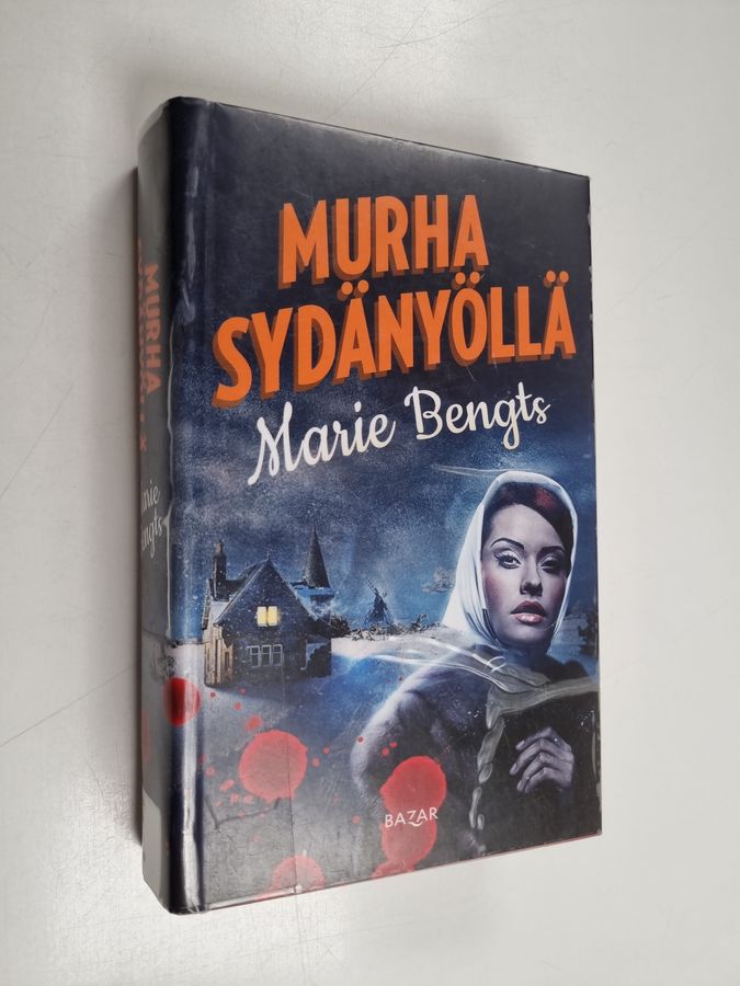 Murha sydänyöllä