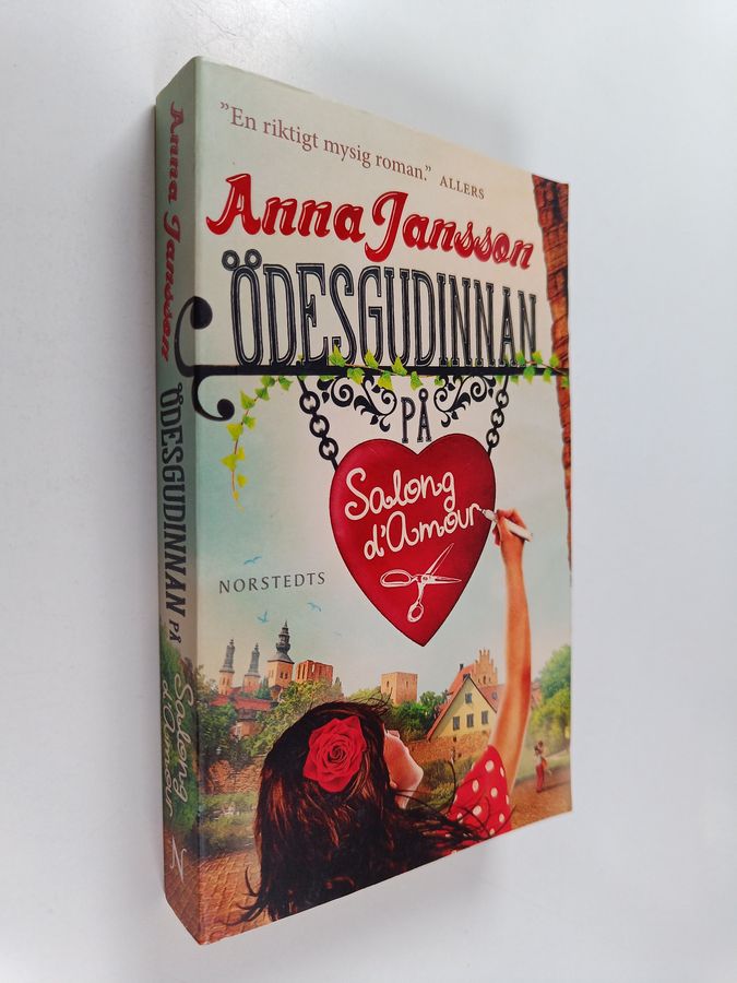 Ödesgudinnan på Salong d'Amour