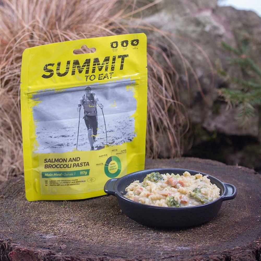 Summit To Eat Salmon And Broccoli Pasta retkiruoka